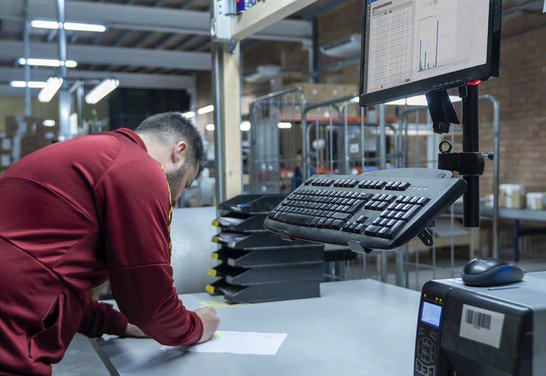 Zastosowanie technik ciągłego doskonalenia pozwala ograniczyć koszty logistyczne i zwiększyć wydajności magazynu Zastosowanie technik ciągłego doskonalenia pozwala ograniczyć koszty logistyczne i zwiększyć wydajności magazynu