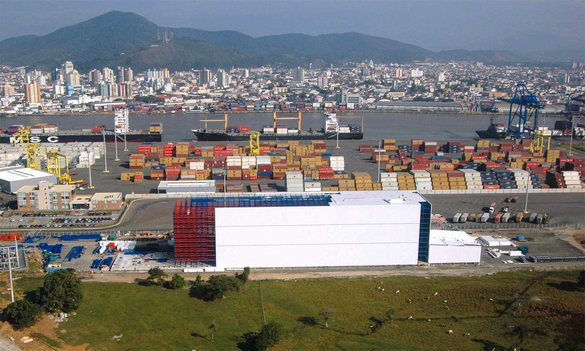 Huby logistyczne to duże parki logistyczne usytuowane w lokalizacjach o strategicznym znaczeniu