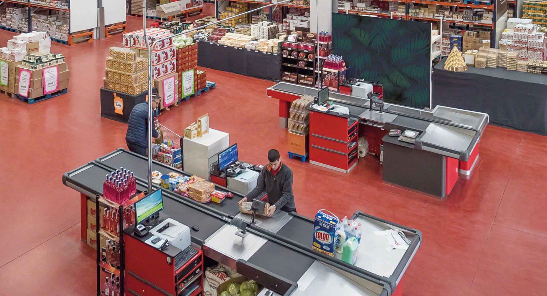 Synchronizacja zapasów w sklepach i magazynie za pomocą systemu zarządzania WMS Synchronizacja zapasów w sklepach i magazynie za pomocą systemu zarządzania WMS