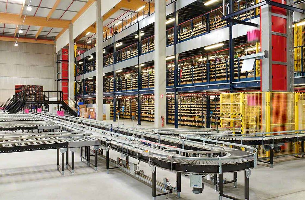 Optymalizacja procesu kompletacji zamówień ma nadrzędne znaczenie dla wdrożenia strategii omnichannel w branży detalicznej