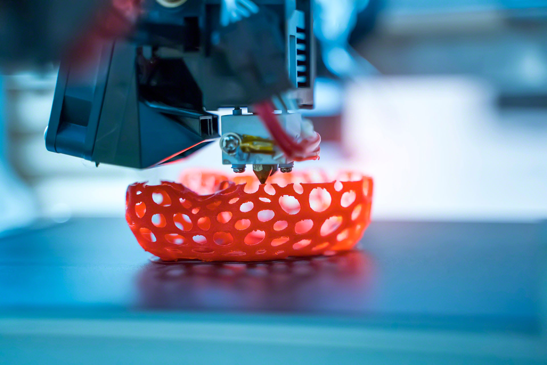 Technologie przyrostowe – jak druk 3D rewolucjonizuje produkcję