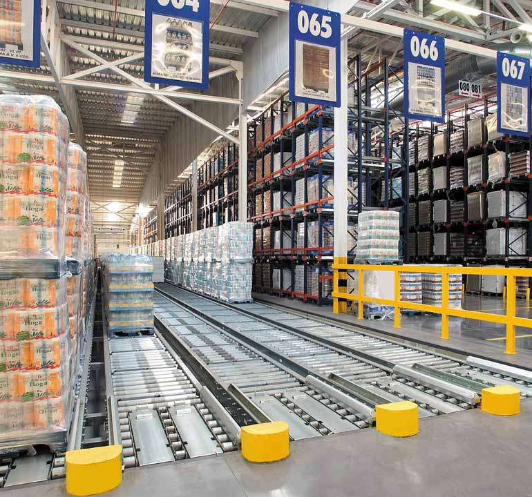 Magazyn przeznaczony na centrum dystrybucyjne przemysłu spożywczego.
