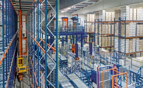 Automatyzacja centrum logistycznego firmy Laboratorios Maverick Automatyzacja centrum logistycznego firmy Laboratorios Maverick