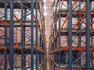 Grupo Rica usprawnia logistykę, uruchamiając pierwszy automatyczny magazyn w Dominikanie