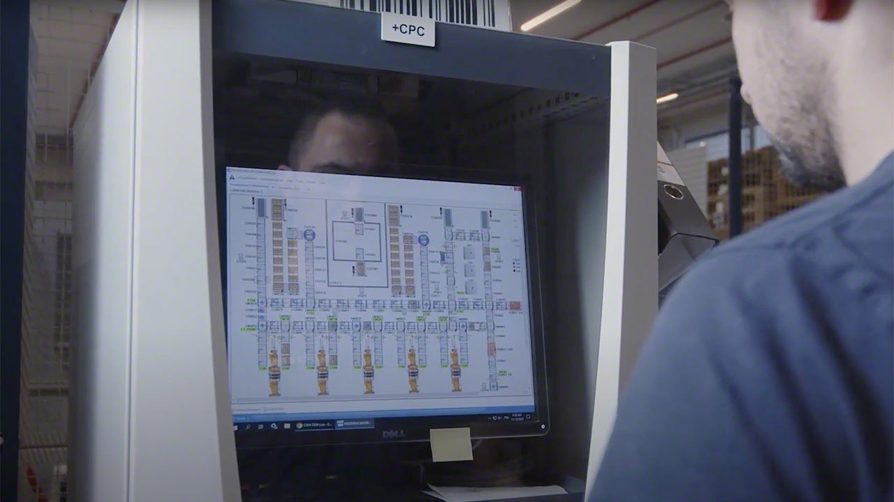 Oprogramowanie Mecaluxu oferuje wiele funkcjonalności, które sprawdza się w każdym typie magazynu