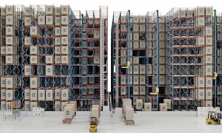 4-Way Pallet Shuttle dynamizuje operacje magazynowe w obiektach logistycznych z artykułami o dużej rotacji