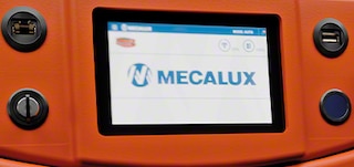 Roboty AMR mają wbudowany wyświetlacz informujący o statusie i pracach konserwacyjnych do wykonania