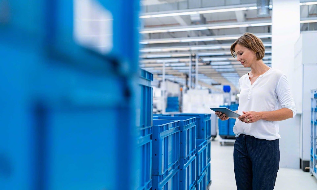 Firmy, które przeznaczą swoje wydatki na bardziej wydajne zarządzanie, osiągają trwałe oszczędności