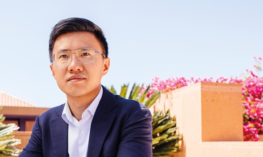 Profesor Kuang Xu, pracownik naukowo-dydaktyczny Uniwersytetu Stanforda