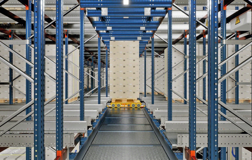 Automatyczny Pallet Shuttle 3D Automatyczny Pallet Shuttle 3D