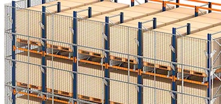 Siatki zabezpieczające zapobiegają spadaniu ładunków z regału