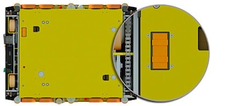Akumulatory pozwalają wózkowi wielokierunkowemu przejechać daleki dystans między ładowaniami