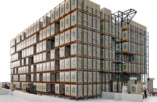 Można połączyć automatyczny system Pallet Shuttle z innym, półautomatycznym, systemem w tym samym magazynie