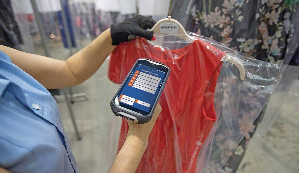 Kompletacja dyskretna doskonale sprawdza się w magazynach charakteryzujących się niską rotacją produktów