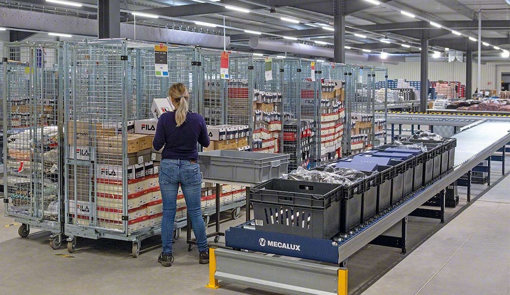 Prognozuje się, że w 2025 roku handel elektroniczny będzie stanowił 25% globalnej sprzedaży