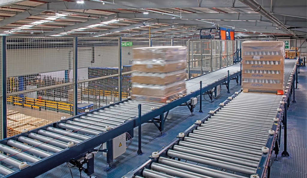 Firma ALPLA zrezygnowała z manualnego transportu, aby zredukować ślad węglowy