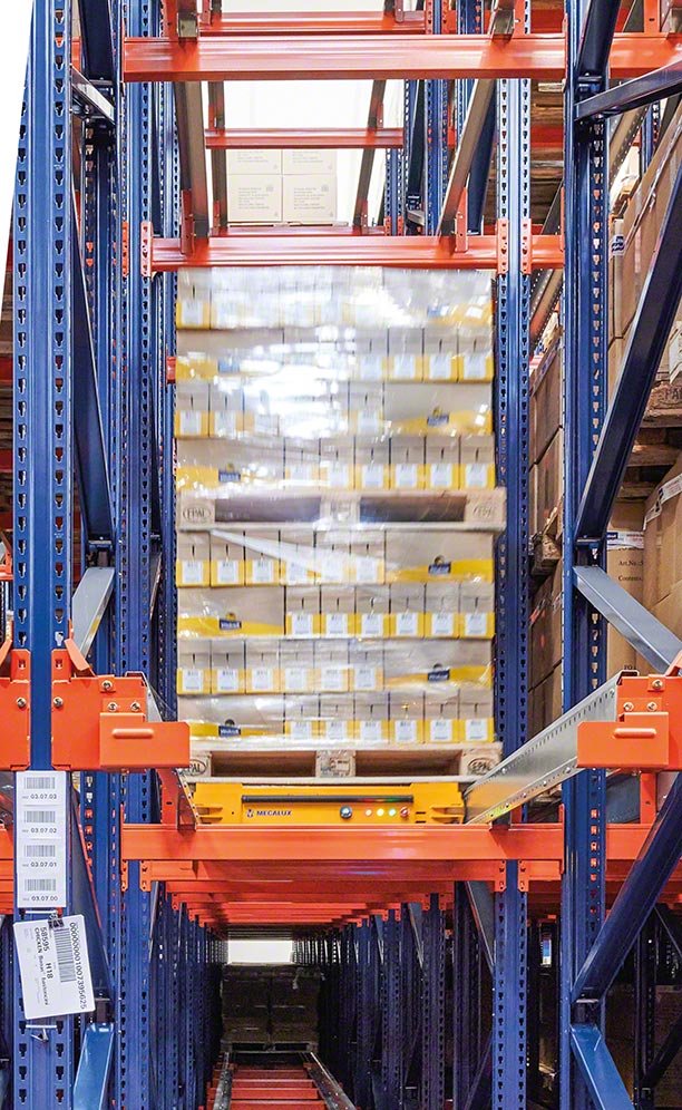Vitakraft zoptymalizował powierzchnię użytkową dzięki zastosowaniu systemu Pallet Shuttle