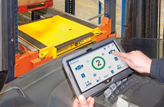 System Pallet Shuttle, sterowany przy pomocy tabletu, ma bardzo łatwe w obsłudze, intuicyjne oprogramowanie