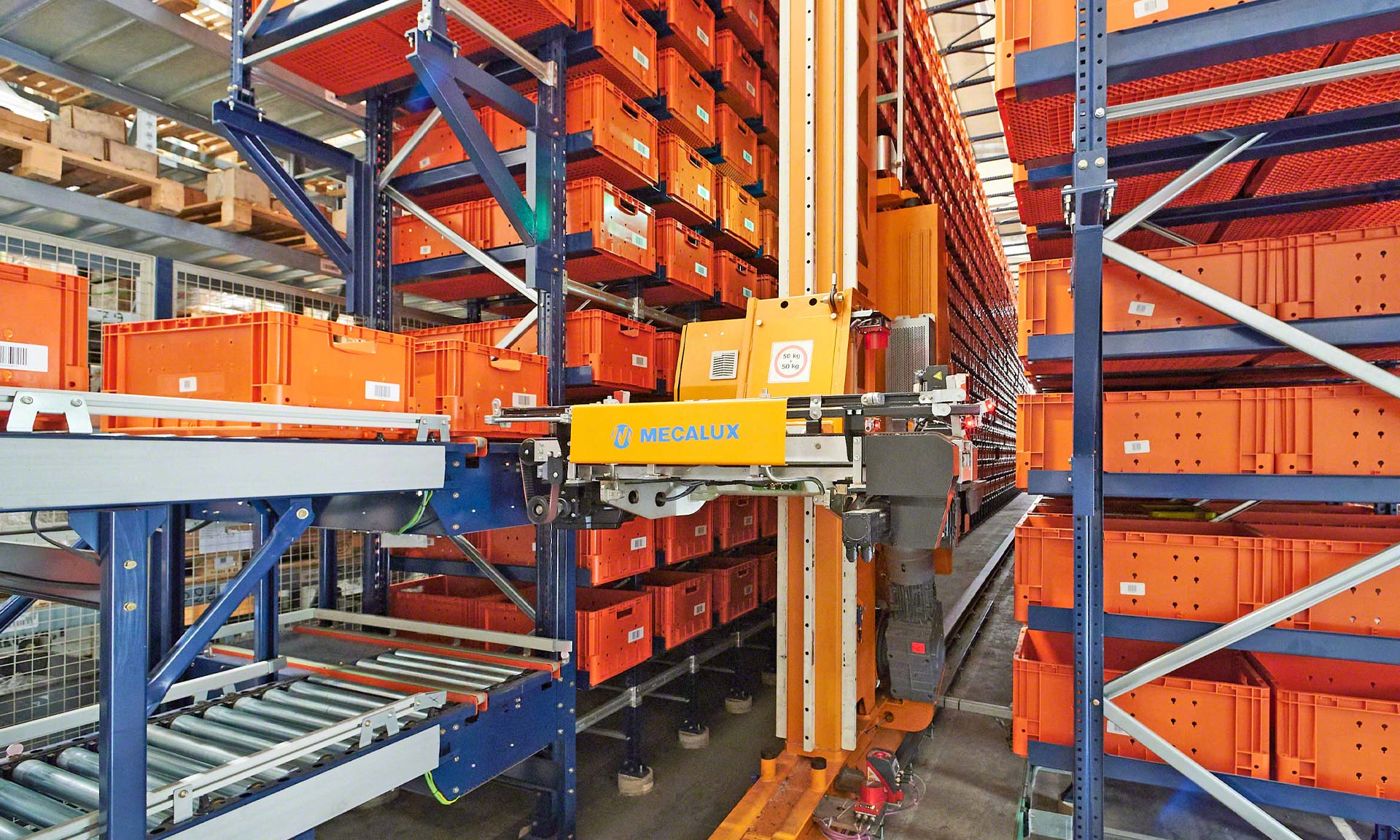 Automatyczny magazyn producenta elementów mocujących ICF w Varese (Włochy)