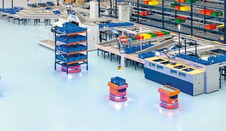 Badacze dysponują reprezentacją logiczną każdego robota AMR