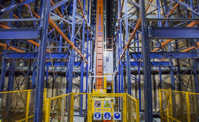 Inteligenty magazyn firmy Bem Brasil został wyposażony w system Pallet Shuttle obsługiwany przez układnice