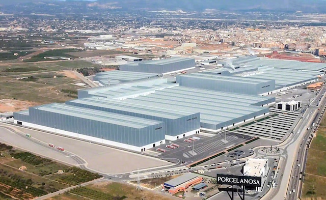 Grupa Porcelanosa, producent ceramiki budowlanej, wyposażyła swoje centra logistyczne w najnowsze rozwiązania technologiczne