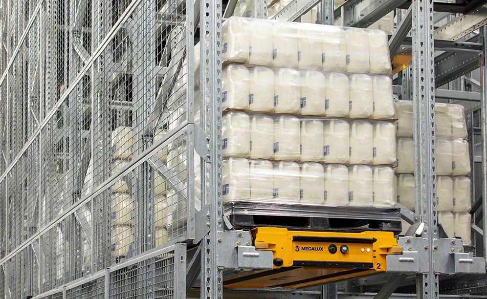 Firma Producers Dairy zmodernizowała magazyn instalując system Pallet Shuttle